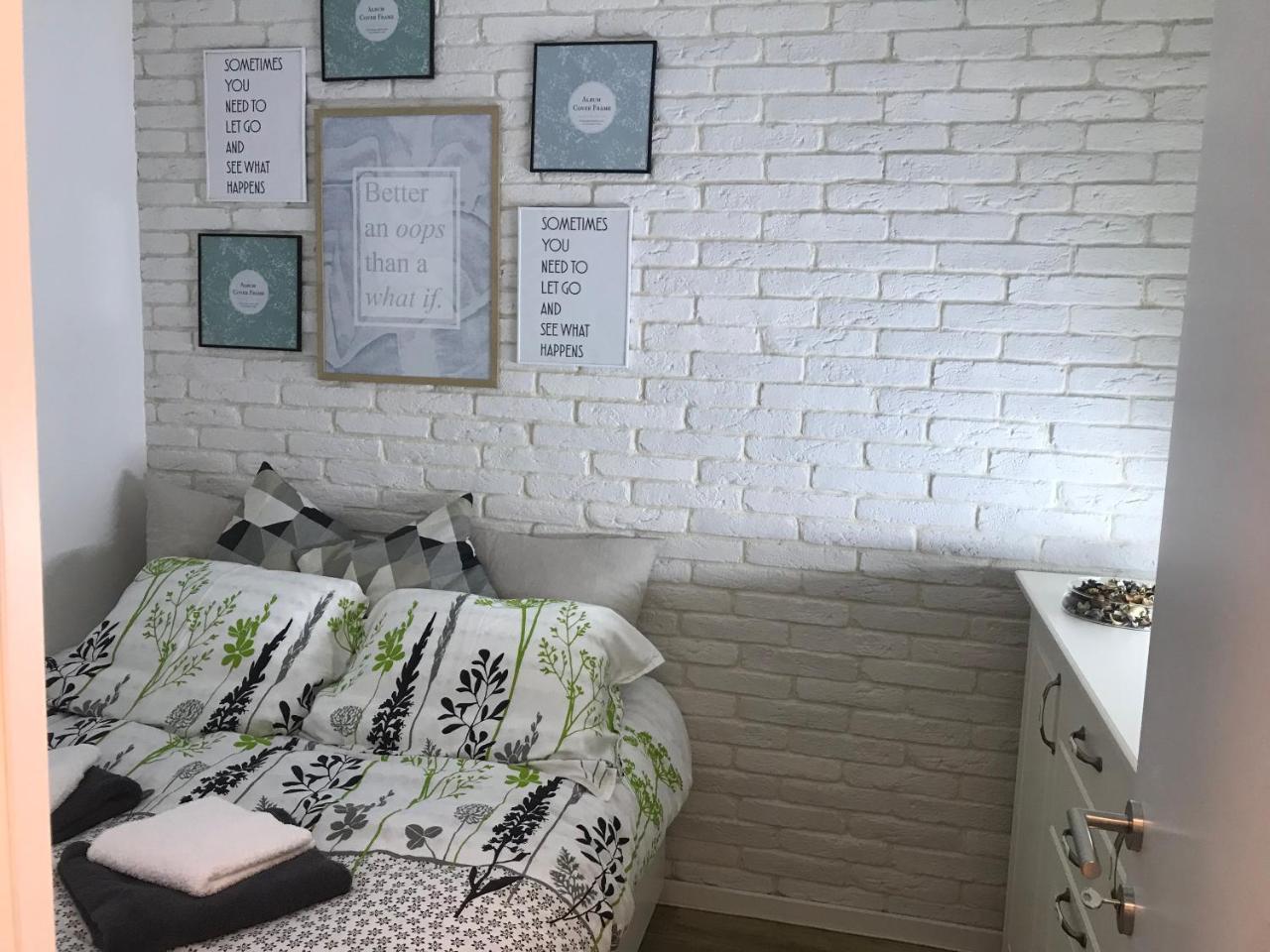 Apartment Promo Evergreen *
